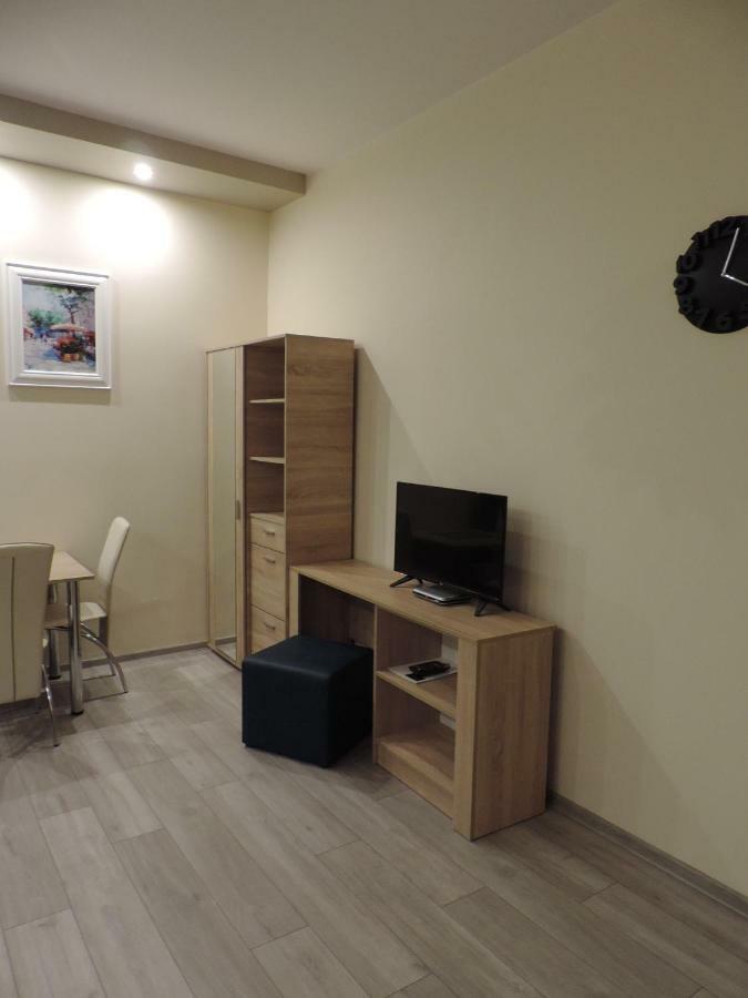 Apartament Blue クロスノ エクステリア 写真