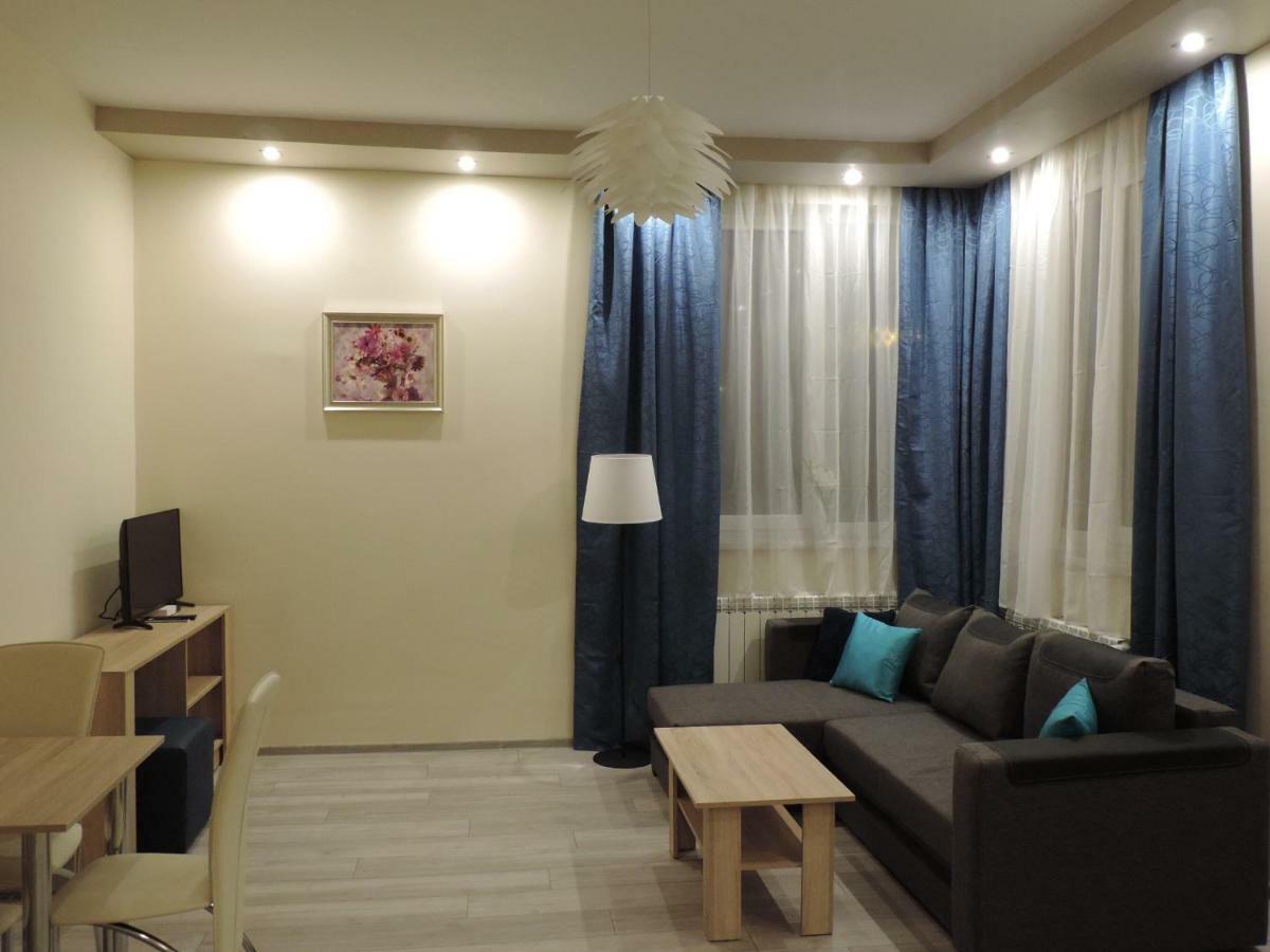 Apartament Blue クロスノ エクステリア 写真