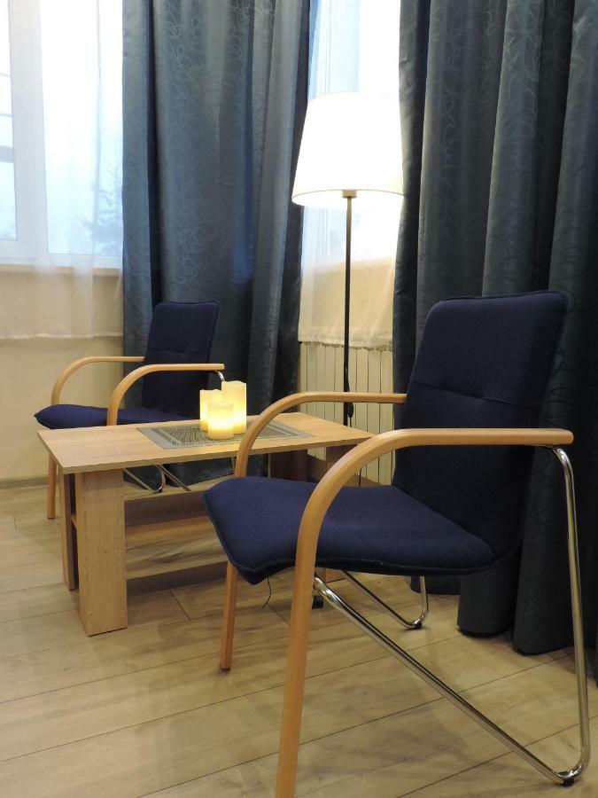 Apartament Blue クロスノ エクステリア 写真